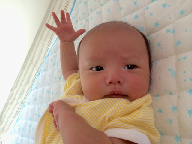 赤ちゃんの爪を切る時の注意点